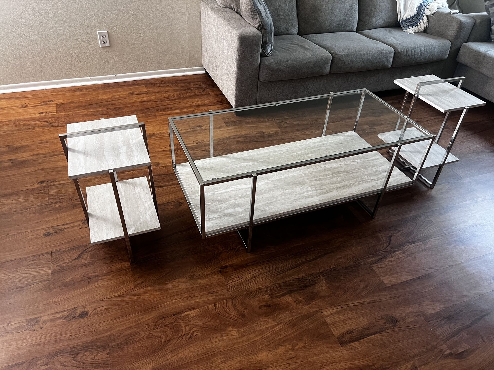 Coffee Table With 2 X Accessory Side Tables