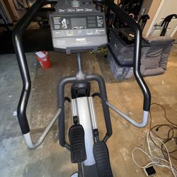 Precore elliptical machine. Hardly Used. In Excellent Condition 