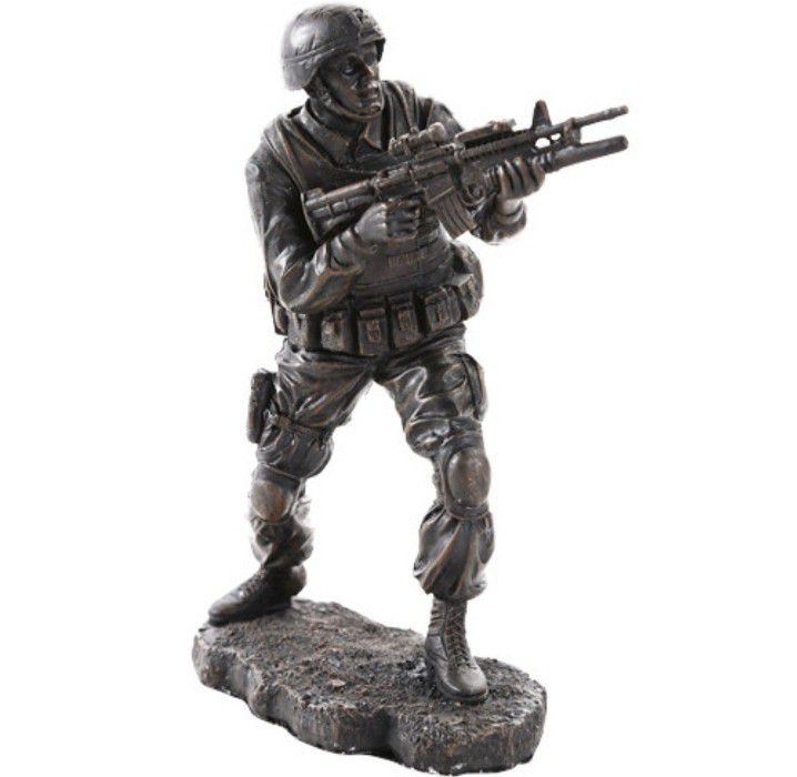 Soldier In Combat Resin Statue