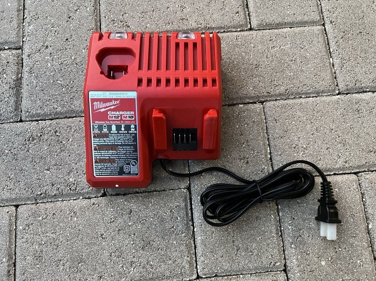 Milwaukee Dual M18/M12 Battery Charger