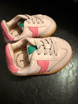 Toddler shoes