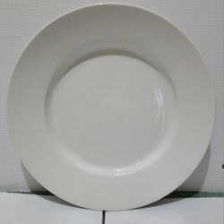 Pottery Barn Great White Rim Shape Porcelain 12" Dinner Plate 4 PCS