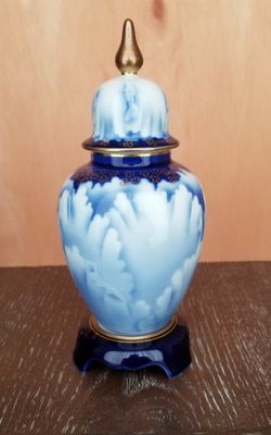 Fukagawa Imperial Fine Chinese Ginger Jar
