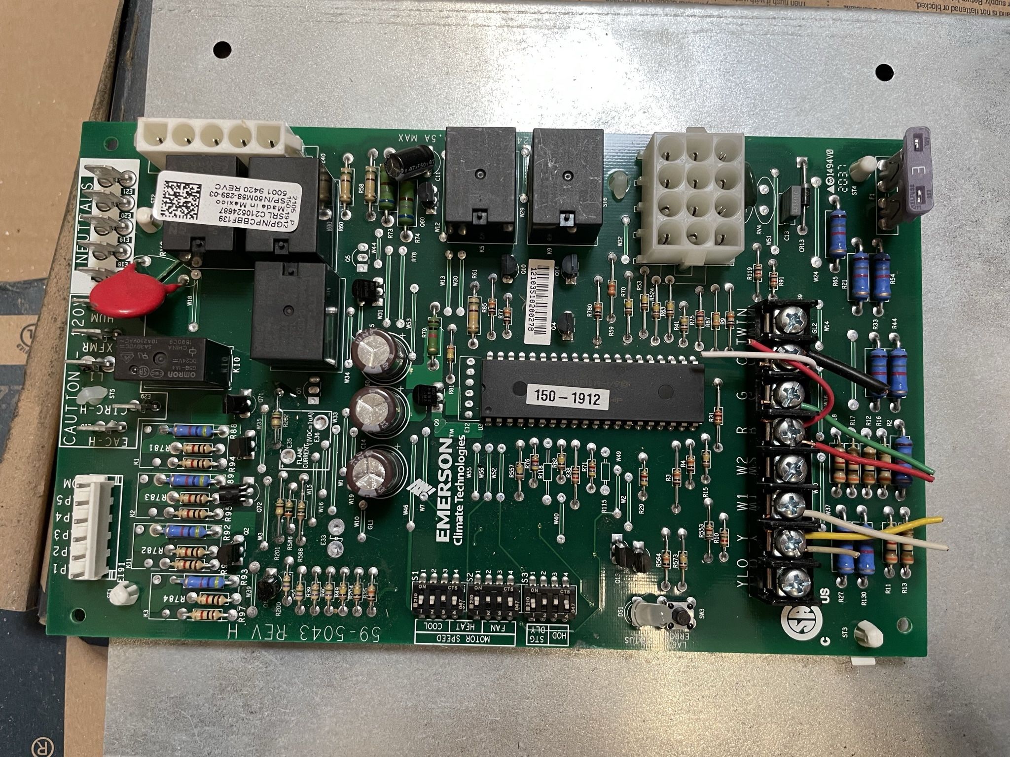 " Goodman-Amana PCBBF139SK "