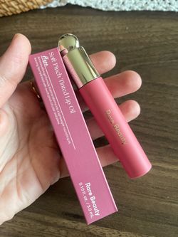 Rare beauty lip oil