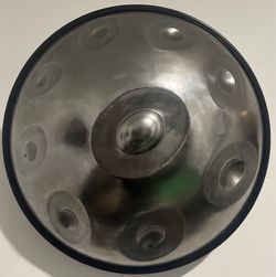 F Low Pygmy; E La Serena Handpan