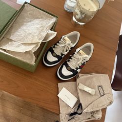 Gucci Women Fashion Sneakers 