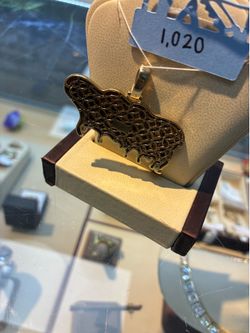 TRAP pendant