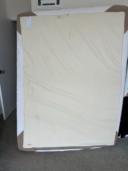 Serta iComfort queen mattress