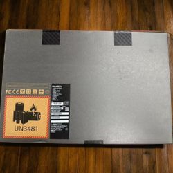 6570271 Asus Rog Zephyrus G14 14” OLED 3K 120hz 1TB RTX 4070 laptop Ryzen 9 32Gb