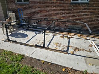 Ladder rack for trucks