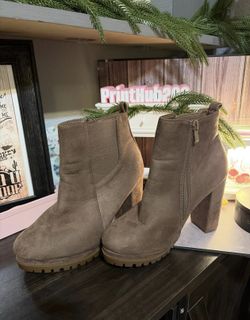 Women Boots