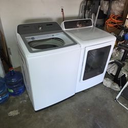 Samsung Washer And Electric Dryer Large Capacity 
