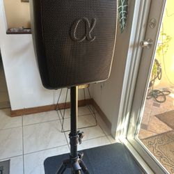 ALPHA SPEAKER FOR SALE NO BLUETOOTH 