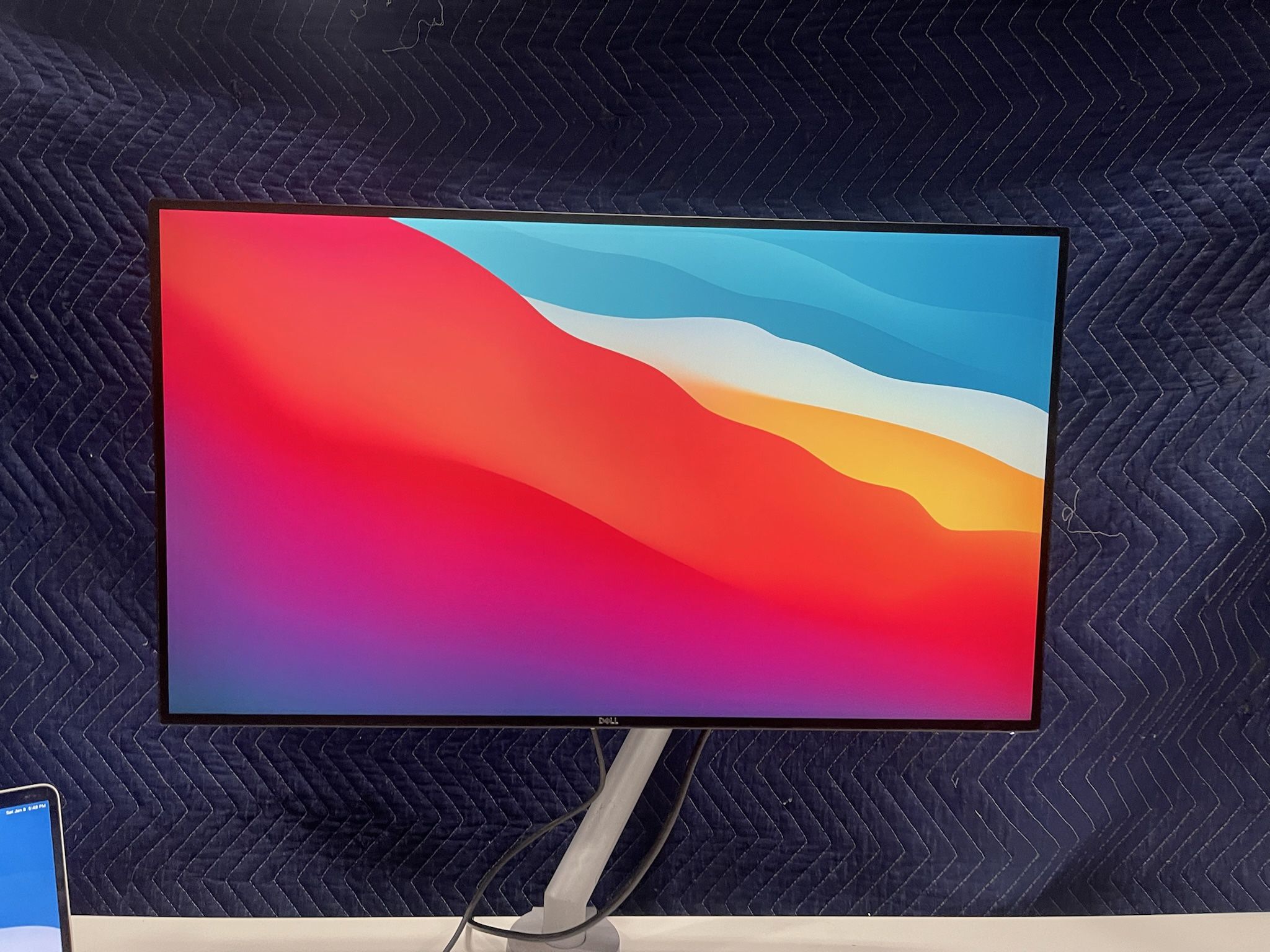 Dell 27” Ultrasharp 4K Monitor U2718Q! We Also Have Monitor Arms, Chairs, Standing Desk, File Cabs, And More!