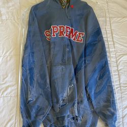 Supreme Hoodie