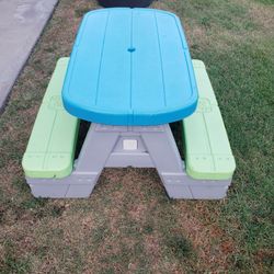 Kids Picnic Bench 