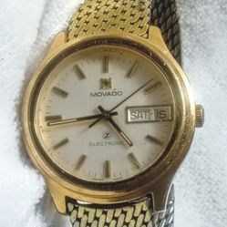 Mens Vintage 1970s Zenith Movado Electric Movement~ Serviced! w/ New Leather Strap AND Original Bracelet!