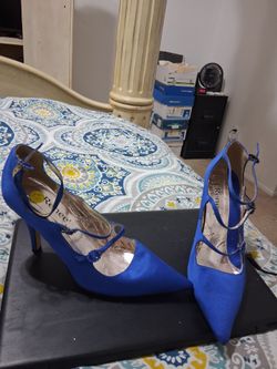 J. Renee Heels p2