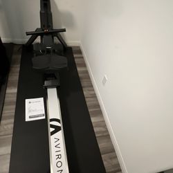 Aviron Rowing Machine 
