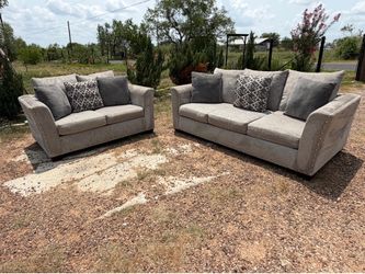 ASHLEY MODERN SOFA AND LOVESEAT GOOD CONDITION $350 DELIVERY AVAILABLE FOR $20!!!