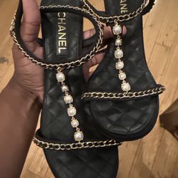 Chanel Pumps 