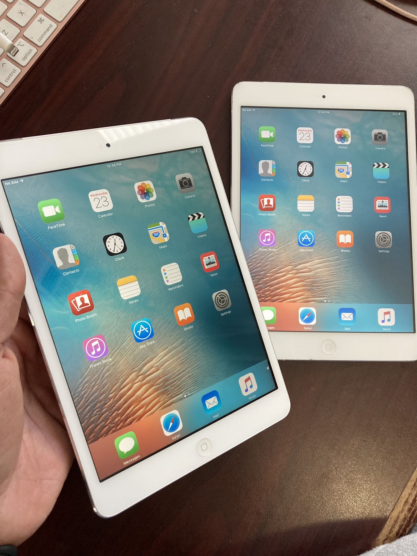 Ipad Mini. Like New! For Kids, Videos And Music And Apps! Or Use To Trade With Apple For Newer Ipad!