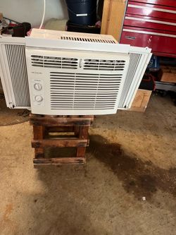 Window AC 5500 BTU