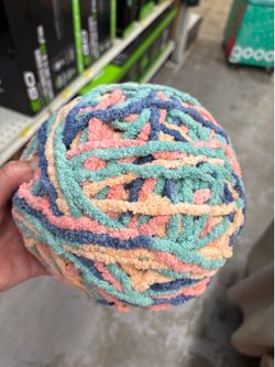 Multi-Colored Thick Blanket Yarn