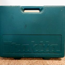 Makita 6228D 12 V Cordless Drill