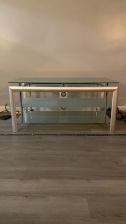 Tempered glass TV stand