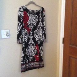 WHITE HOUSE | BLACK MARKET Dress < Size Medium >