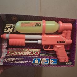 Vintage Super Soaker 30 Pressure
