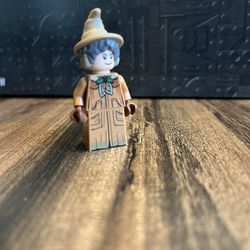 Lego Harry Potter: Professor Sprout Minifigure 
