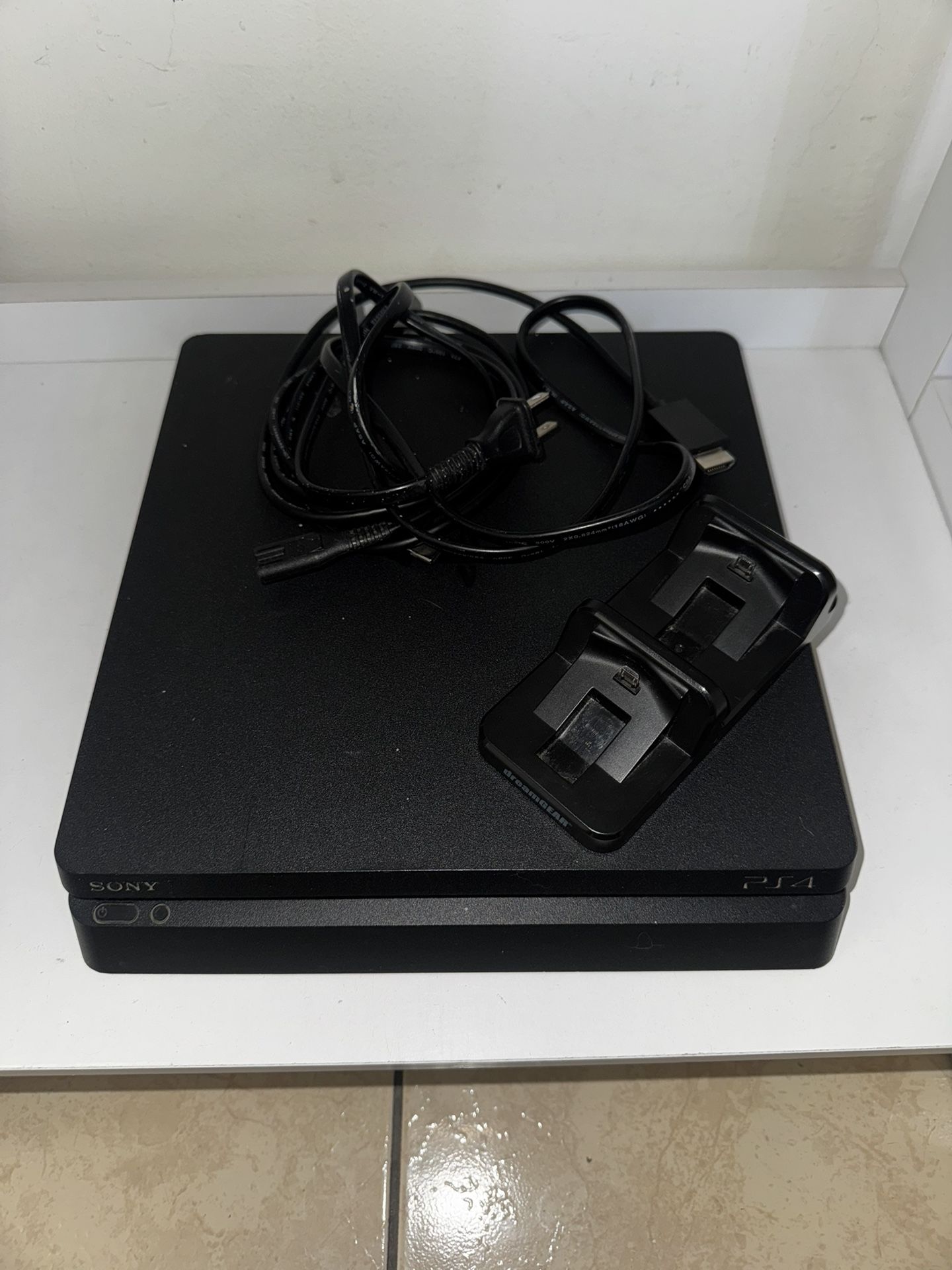 PlayStation slim with GTA V and hitman