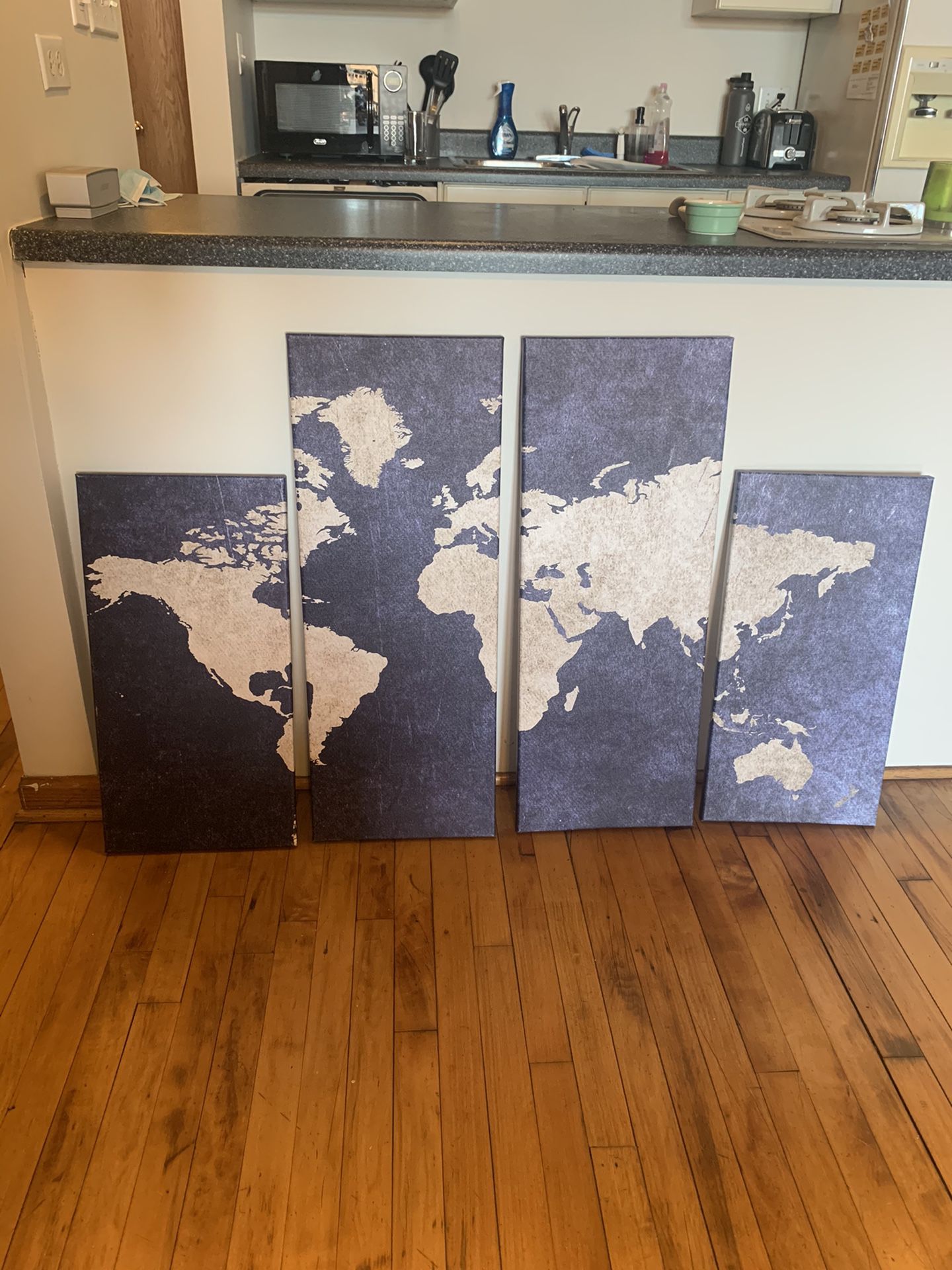 4 piece canvas map