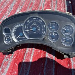 99-02 Chevy GMC Cadillac Cluster 