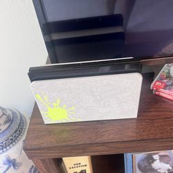 Nintendo Switch OLED Splatoon Edition