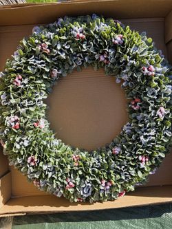 Christmas Berry Wreath
