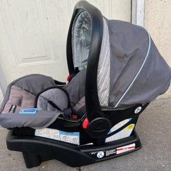 GRACO SNUGRIDE 30