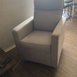 Nursing Chair (rocks)