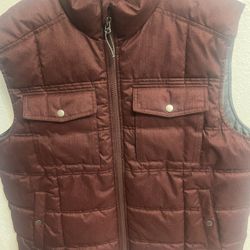 Men’s burgundy Puffer Jacket Size Xl 