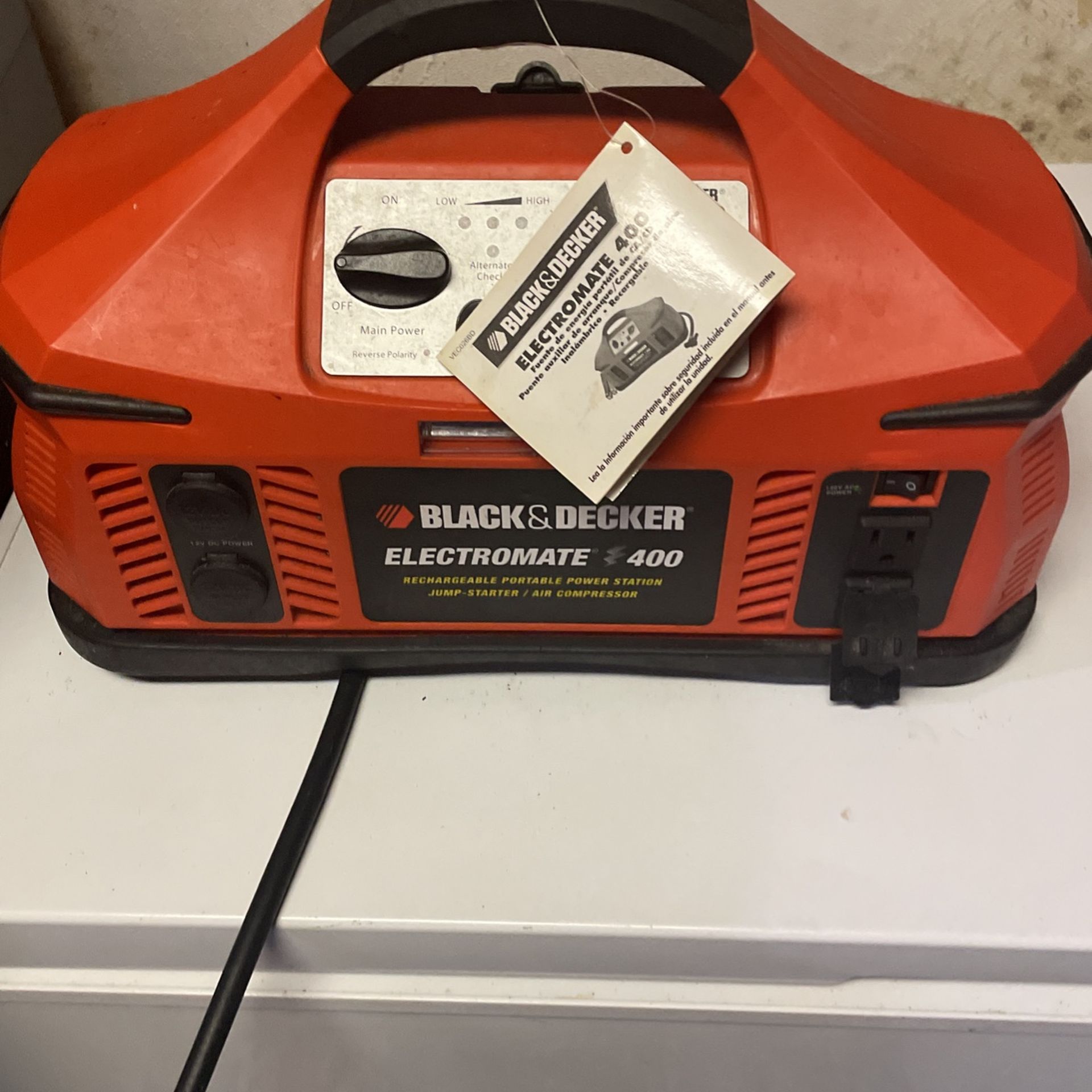 Black & Decker Electromate 400 AC/DC Portable Power Station