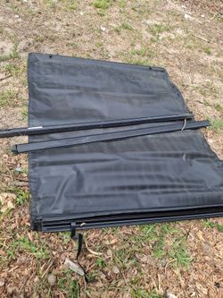 Toyota tacoma 2008 bed cover