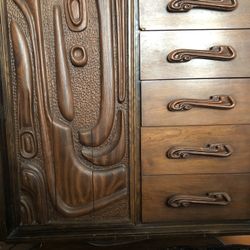 Brutalist/MCM/Tiki Dresser