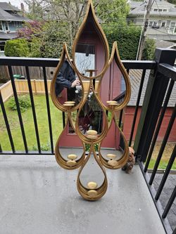 Gold Teardrop Candle Mirror