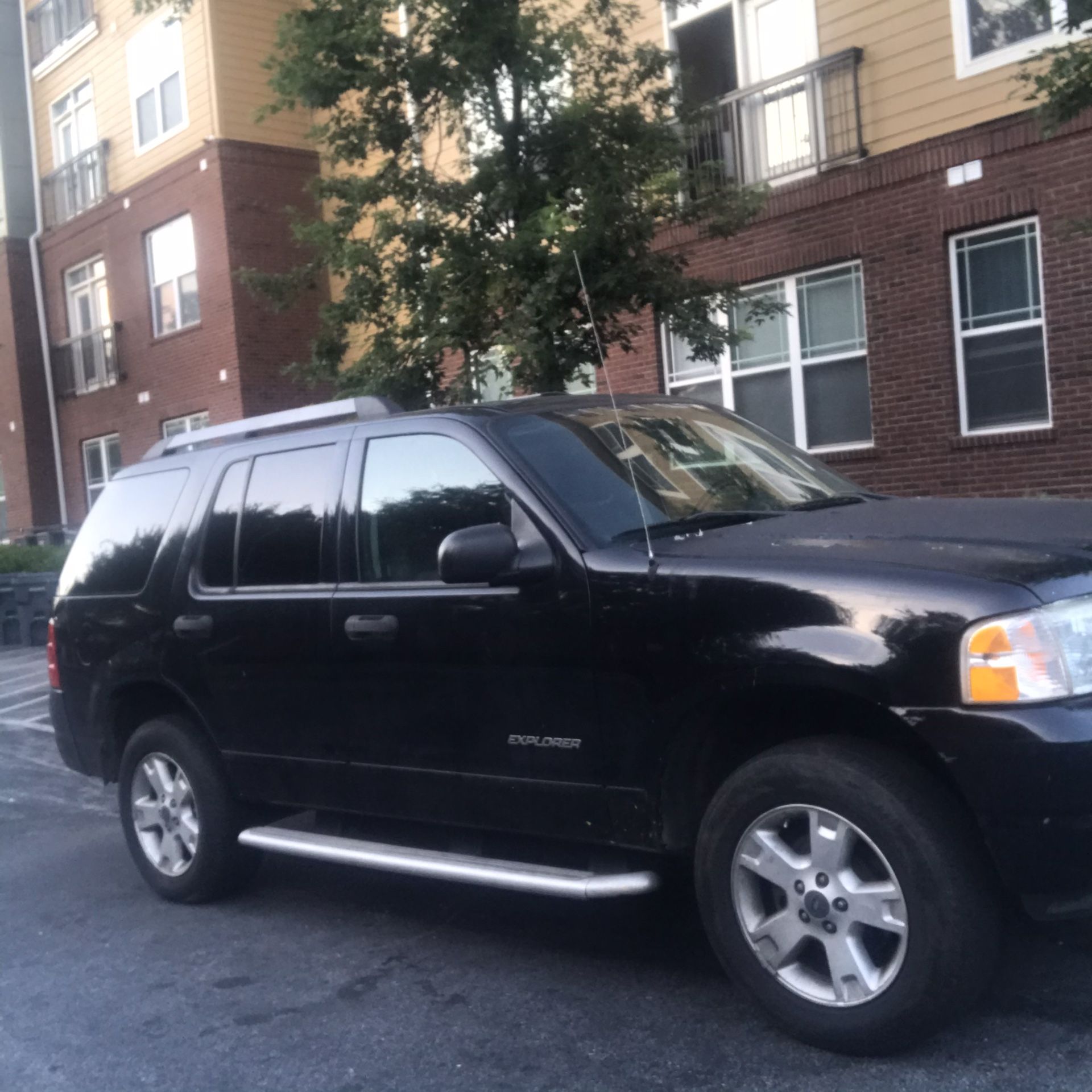 2005 Ford Explorer