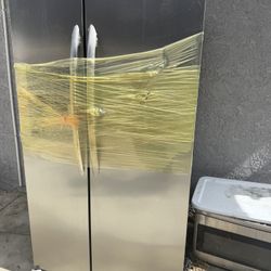 Refrigerator Used Good For Junk Or Parts