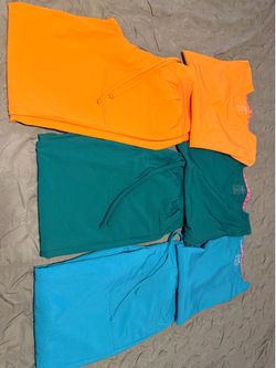 SCRUBS: MEDIUM TOP & JOGGER PANTS, 3 BRAND NEW SETS, NEVER WORN.