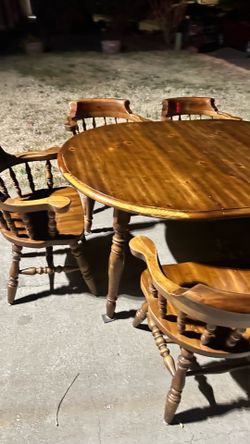 Dining table set